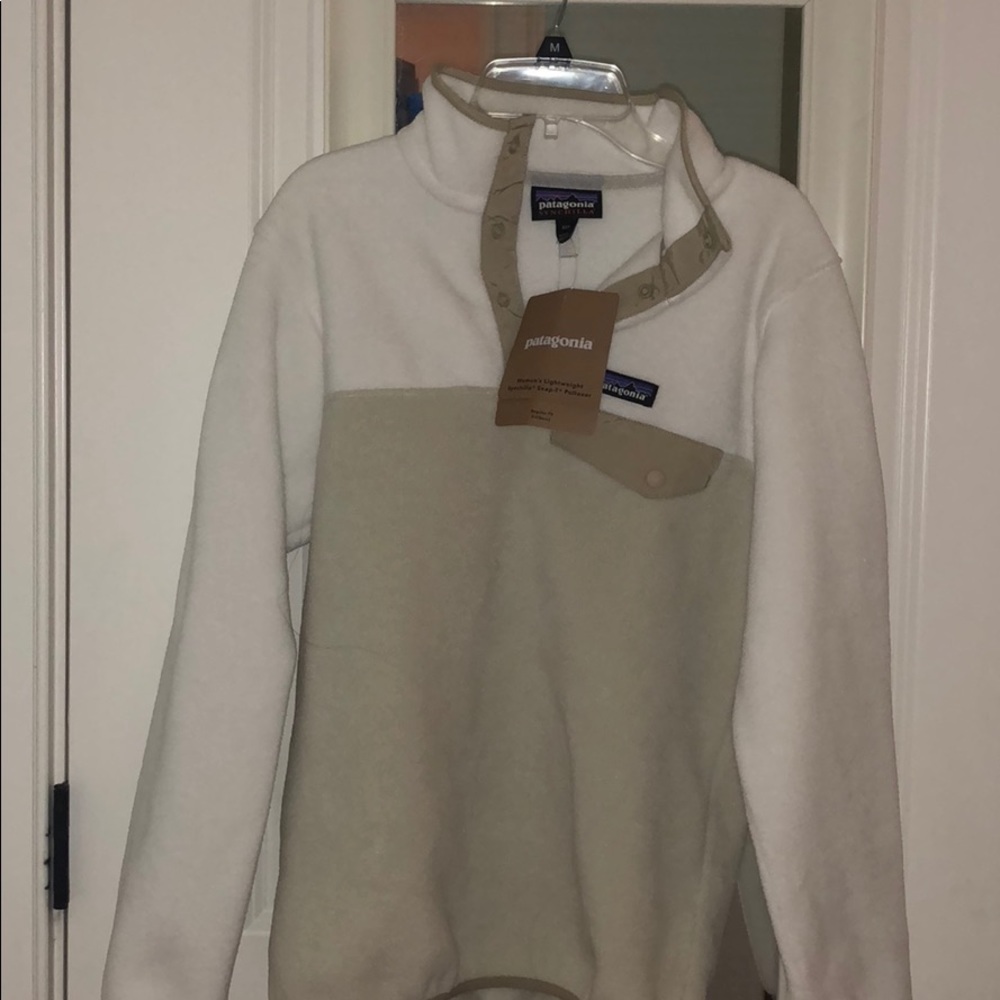 BRAND NEW Patagonia women’s synchilla pullover xxs